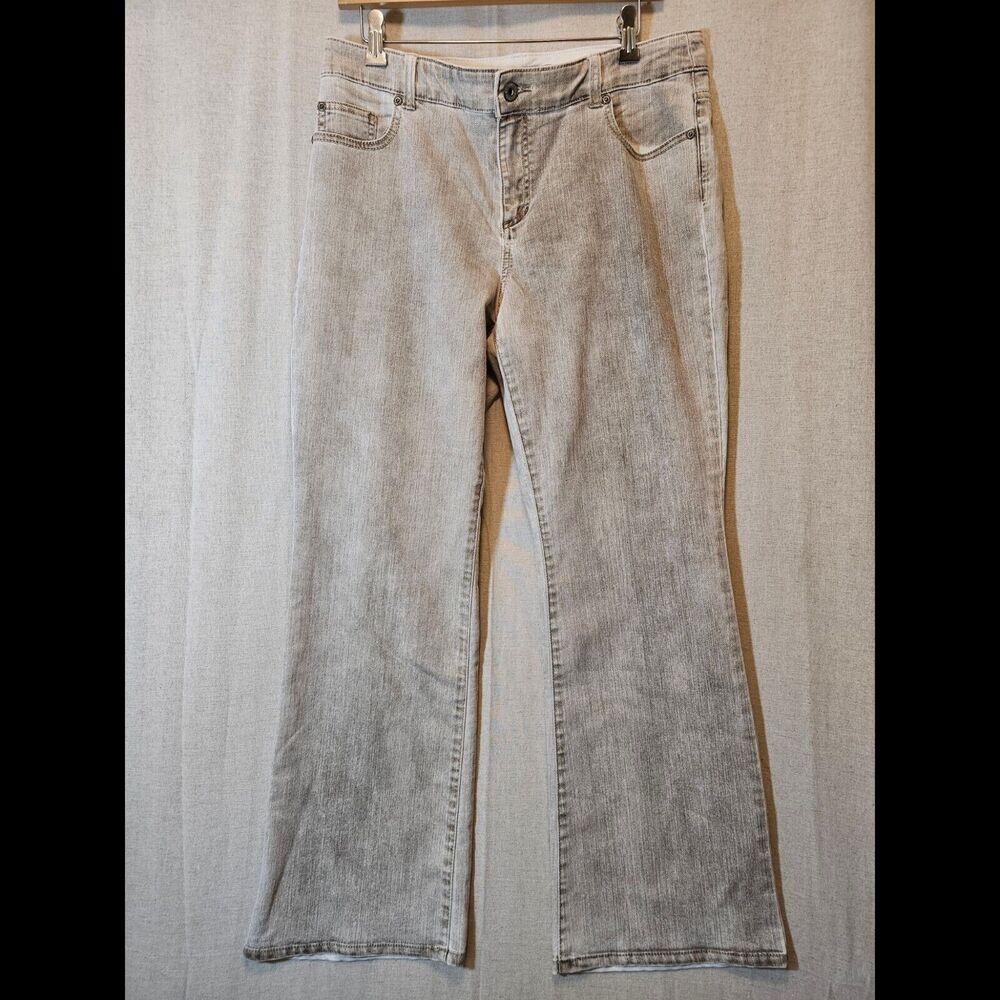 Chico’s Platinum Denim Ultimate Fit Flare Leg Jeans Weathered Tan 2 Short = 12S